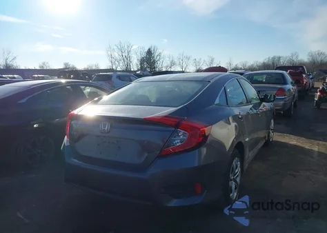 2018 Honda Civic Lx из США, поврежденный, VIN 19XFC2F57JE043405